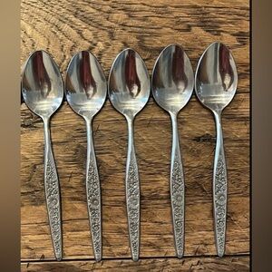 Vintage Floral Flatwear Teaspoons (5) (Similar to Jardinera Stainless)